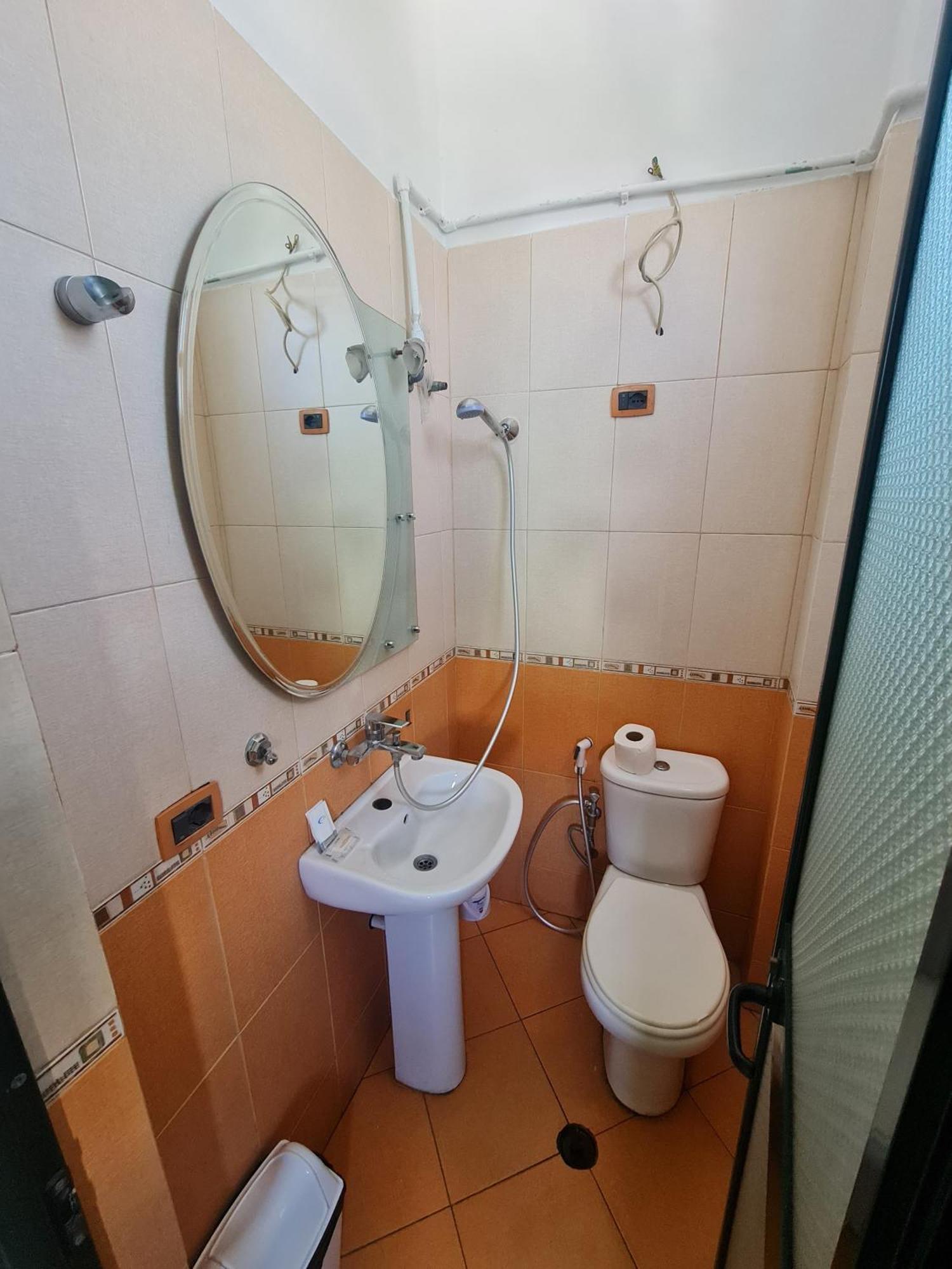 Hotel La Villa Tirana Exteriér fotografie